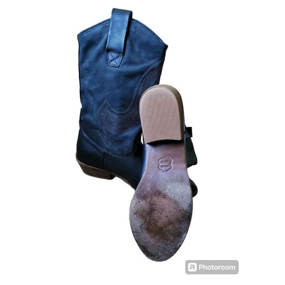 Array all leather boots - Picture 2 of 6